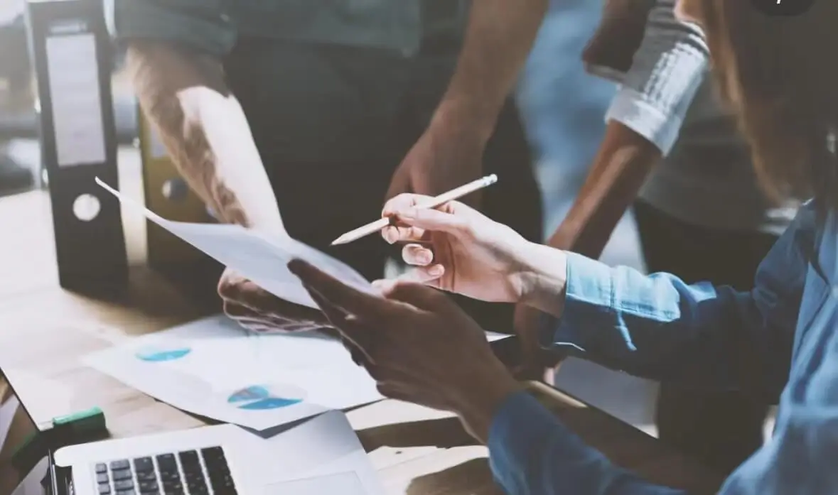 电脑内存小装什么